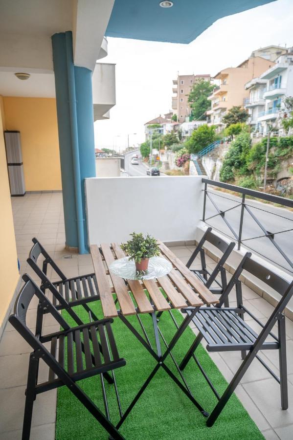 La Dns Apartment Kavála ภายนอก รูปภาพ